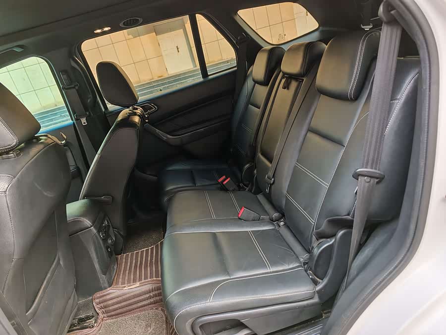 Ford Everest 2018 car image #11