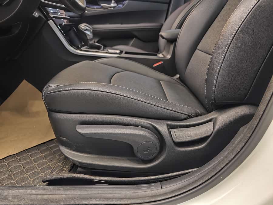 Kia K3 2020 imagen de coche #11