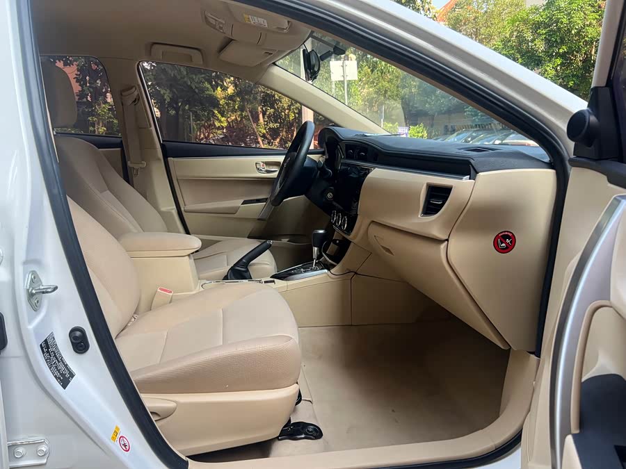 Toyota Corolla 2015 car image #11