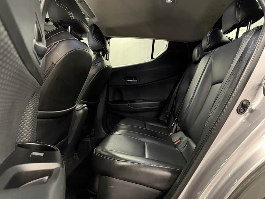 Toyota Izoa 2021 car image #11