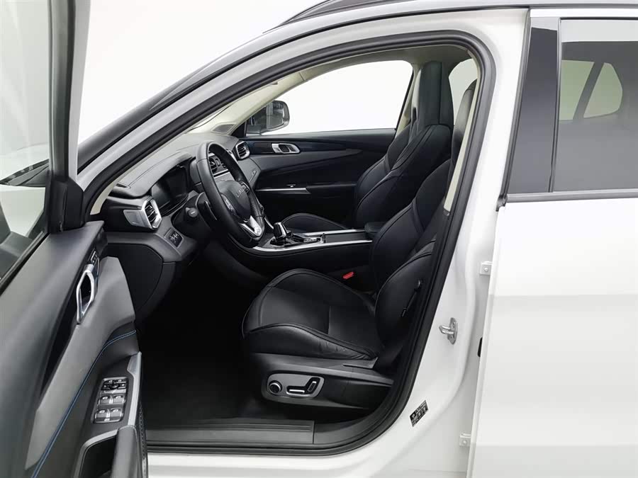 Lynk & Co 01 EM-P 2018 car image #11
