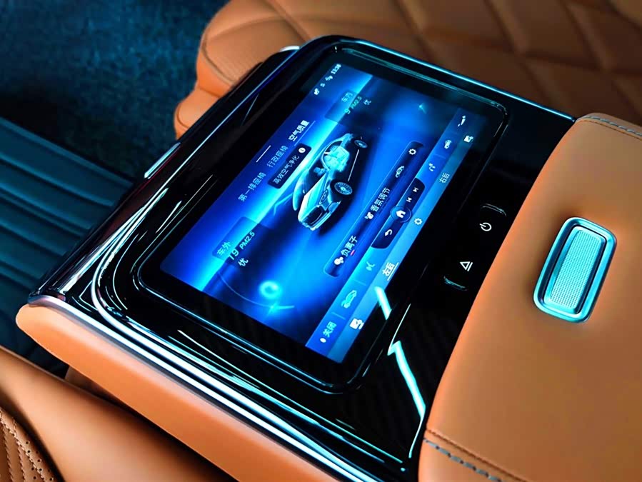 Mercedes-Benz Maybach S Class 2021 car image #11