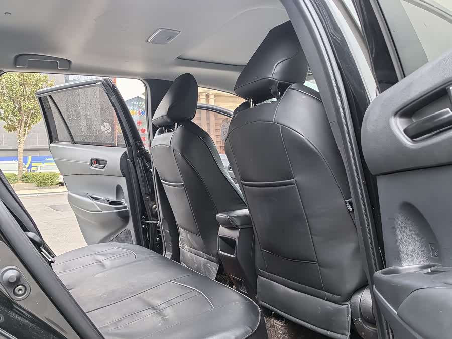 Toyota Frontlander 2024 car image #11