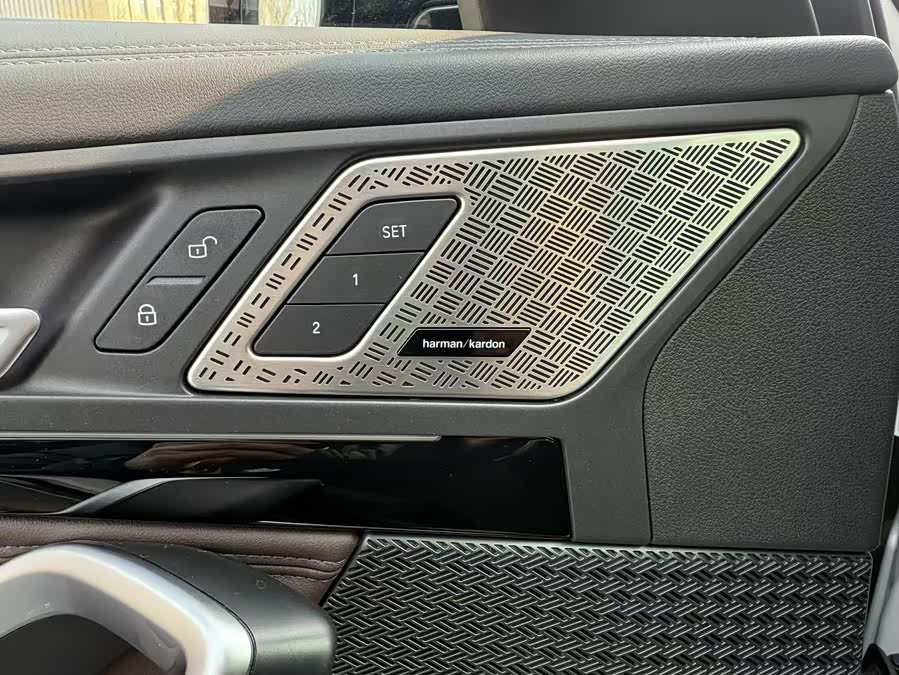 BMW X1 2024 car image #11