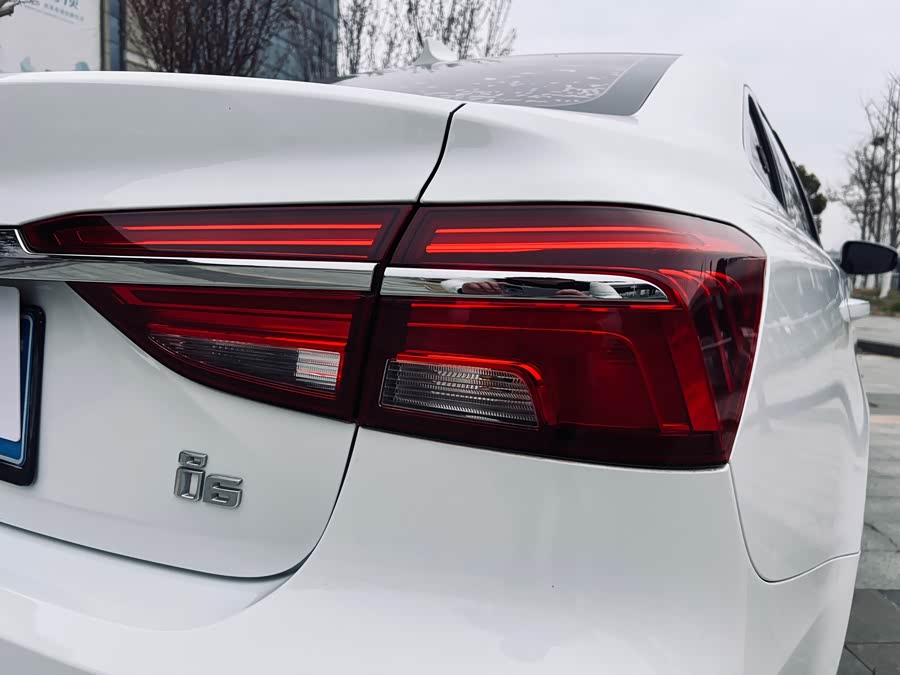 Roewe 550 2014 изображение автомобиля #11