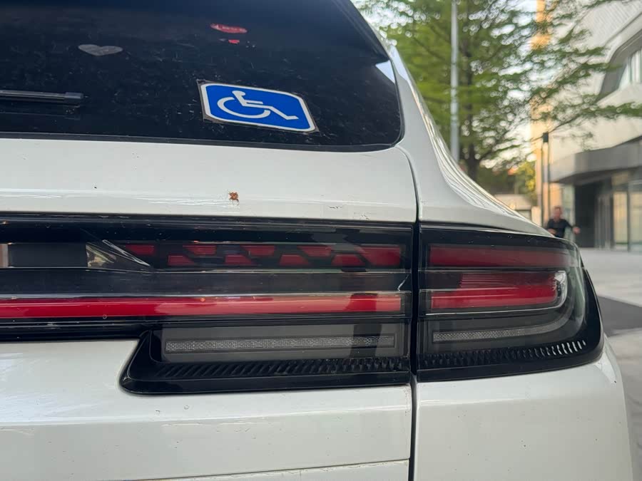 Changan UNI-K iDD 2022 immagine di auto #11