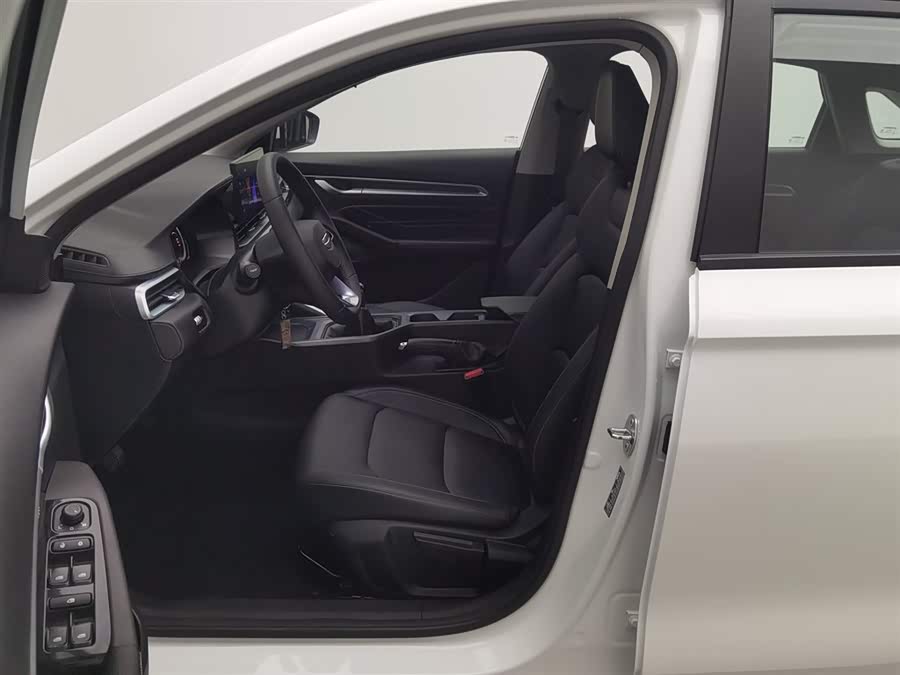 GEELY Emgrand 2025 car image #11
