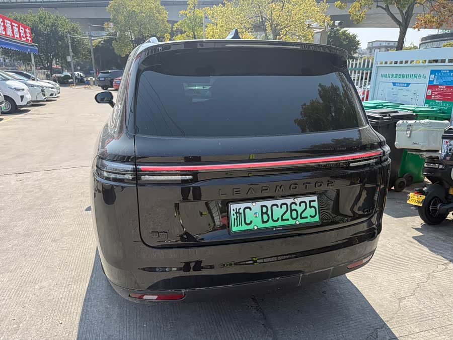 零跑汽车 零跑C16 2025 汽车图片 #11