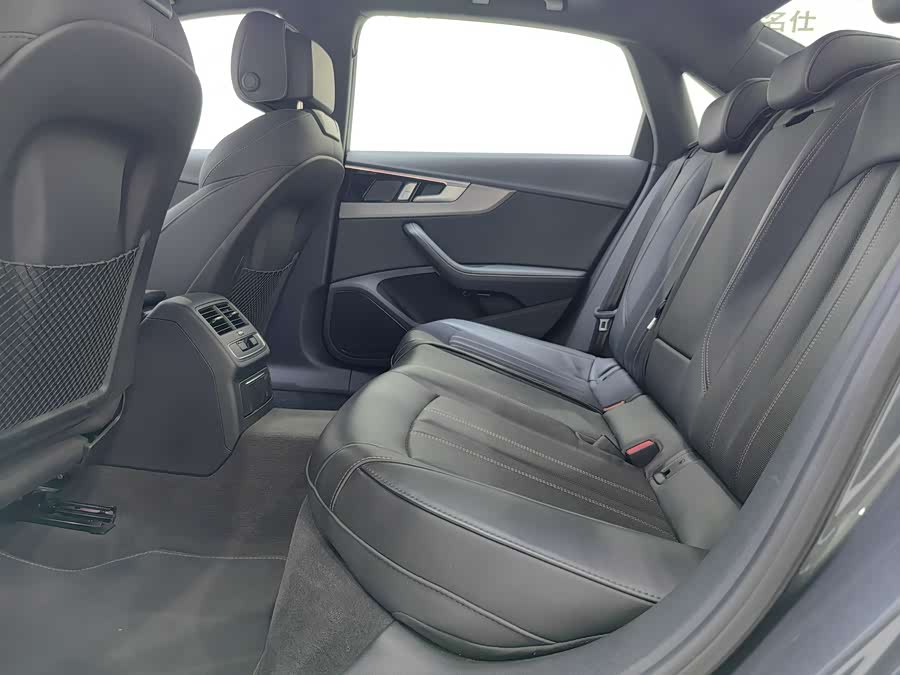 Audi A6L 2023 car image #11