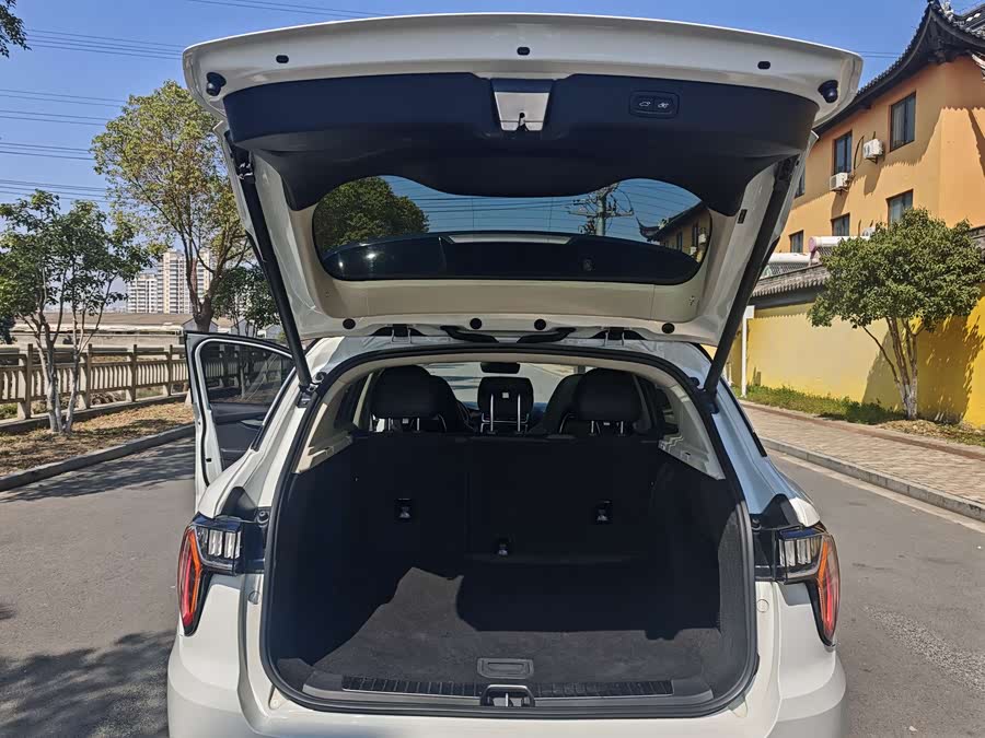 Lynk & Co 01 EM-P 2018 #11 Lynk & Co 01 EM-P 2018 car image #11