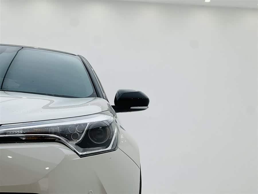 Toyota Izoa 2018 car image #11