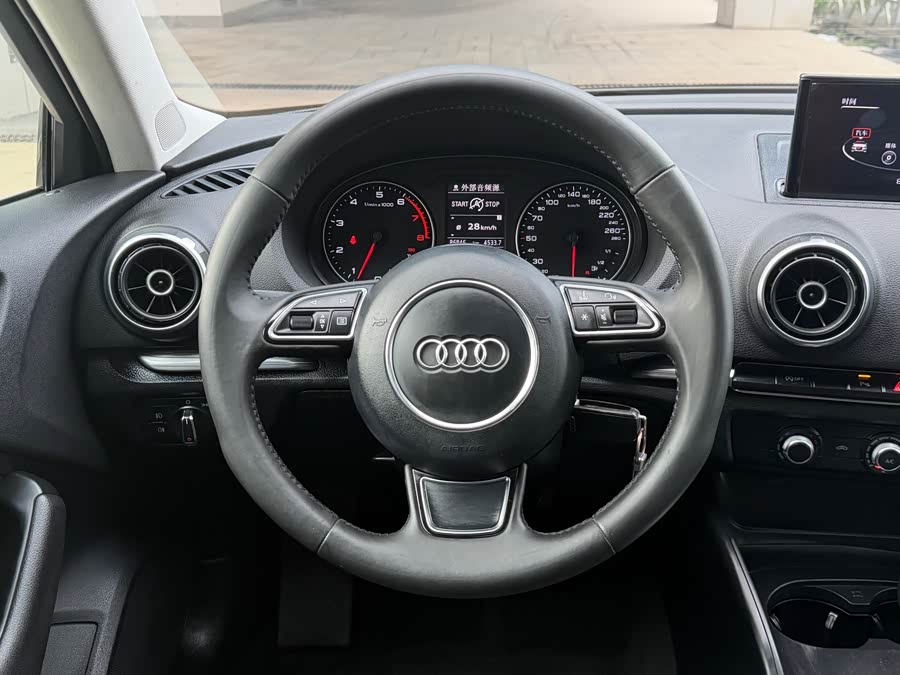 Audi A3 2015 immagine di auto #11