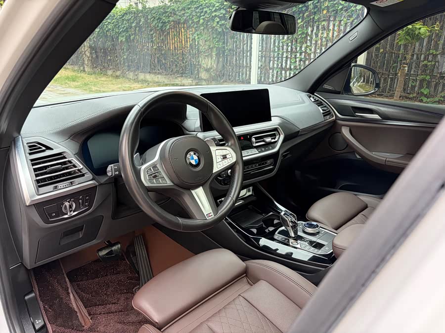 BMW X3 2023 immagine di auto #11