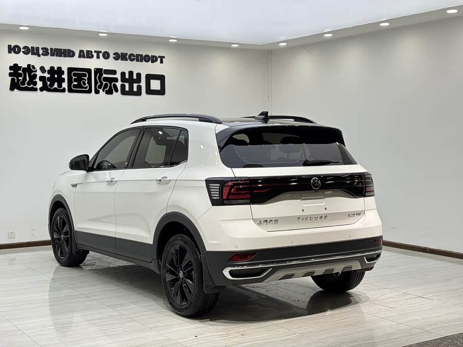 Volkswagen T-Cross 2022 #11 Volkswagen T-Cross 2022 car image #11