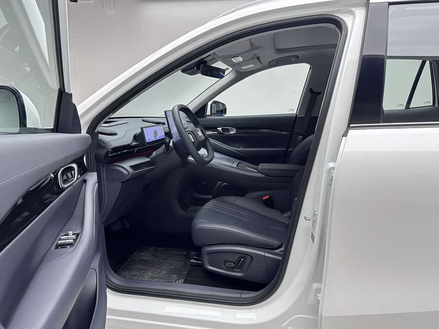 GEELY 2024 #11 GEELY 2024 car image #11