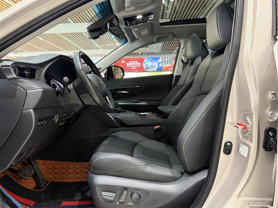 Toyota Venza 2022 car image #11