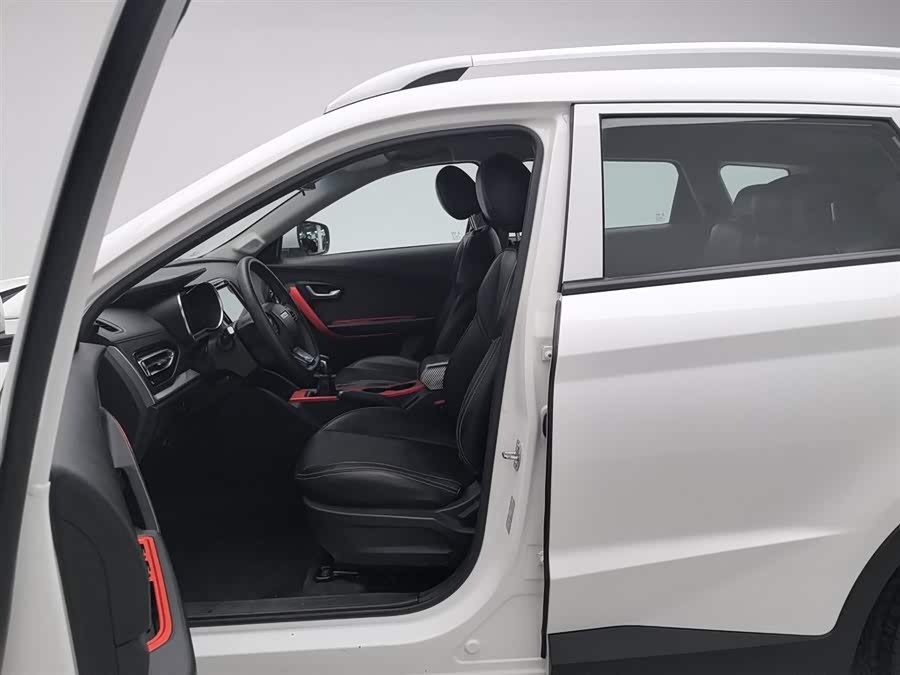 X70M 2020 car image #11