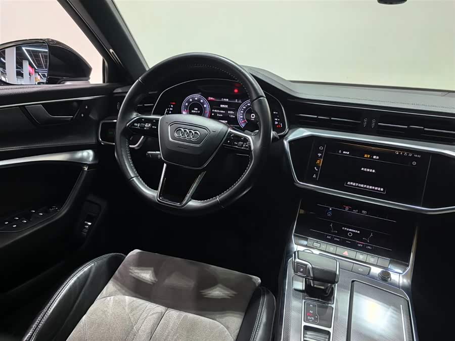 Audi A6L 2019 car image #11