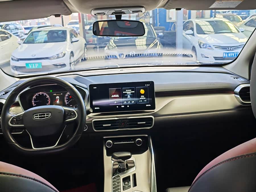 GEELY Coolray 2022 car image #11