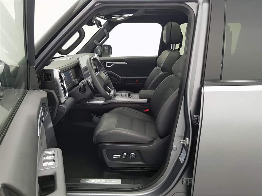 Jetour Traveller 2023 car image #11