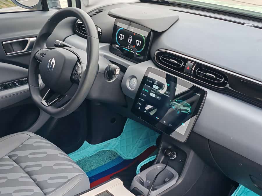 零跑汽车 零跑T03 2024 汽车图片 #11