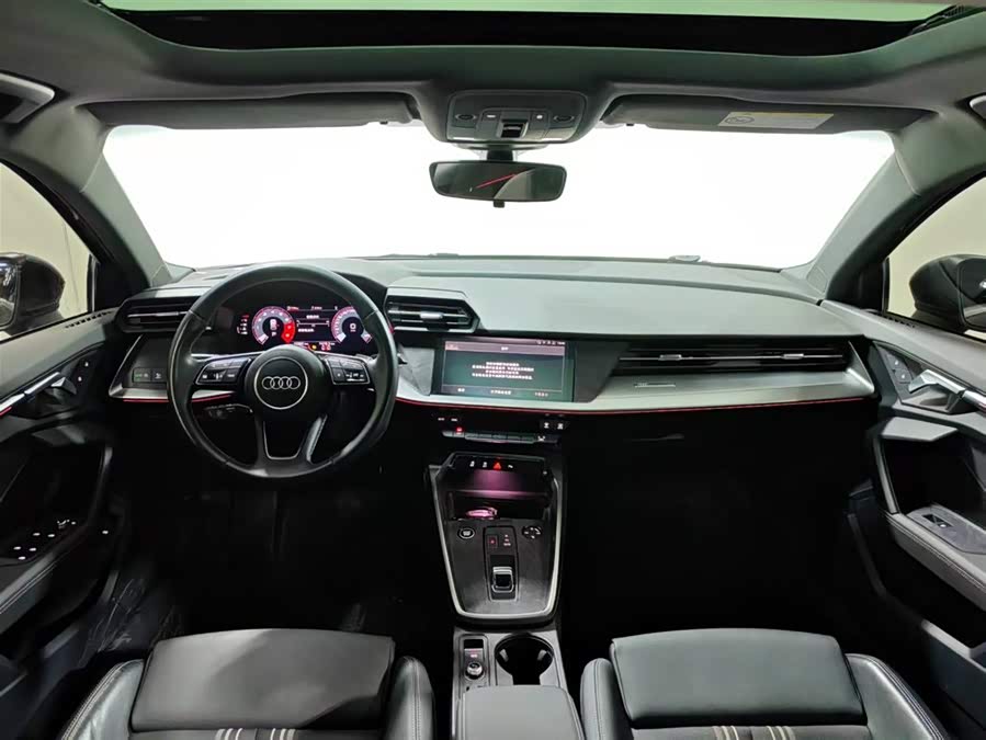 Audi A3 2023 immagine di auto #11