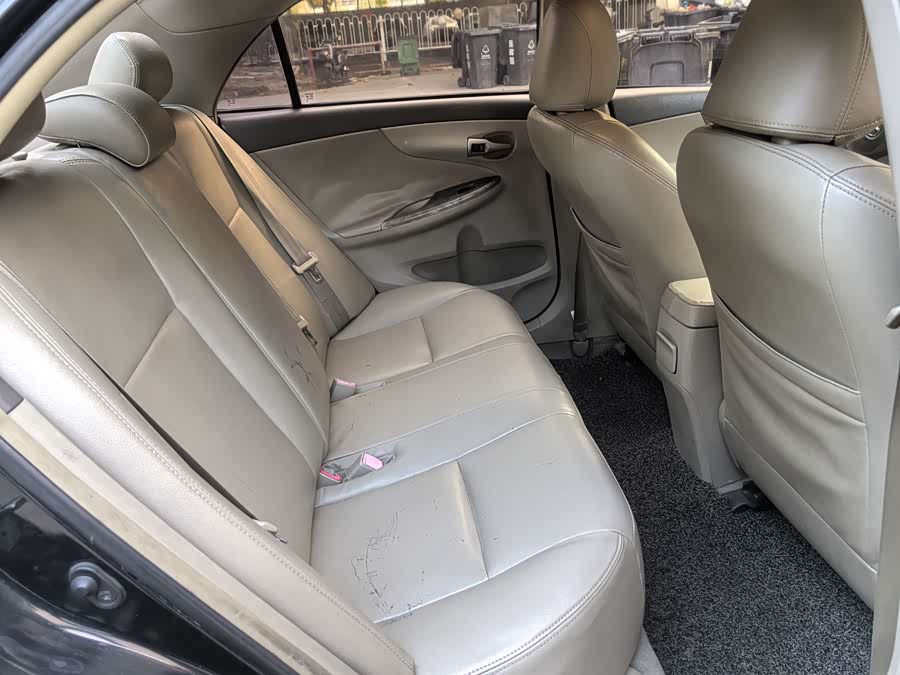 丰田 卡罗拉 2010 汽车图片 #11