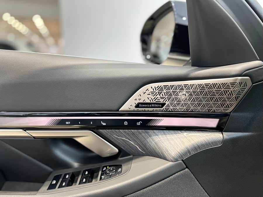 BMW 5 Series 2025 car image #11