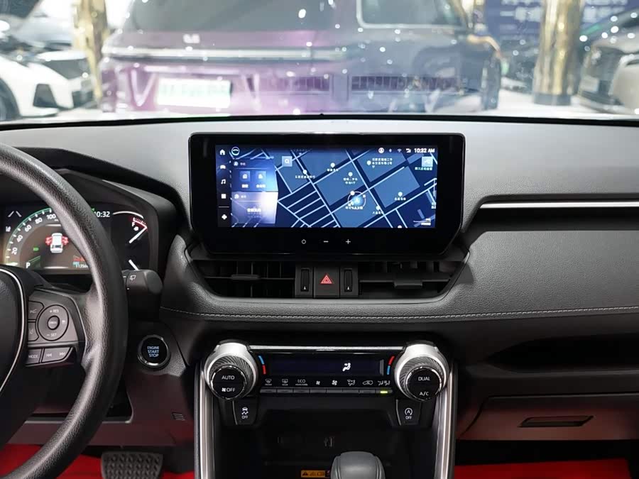 Toyota RAV4 2025 car image #11