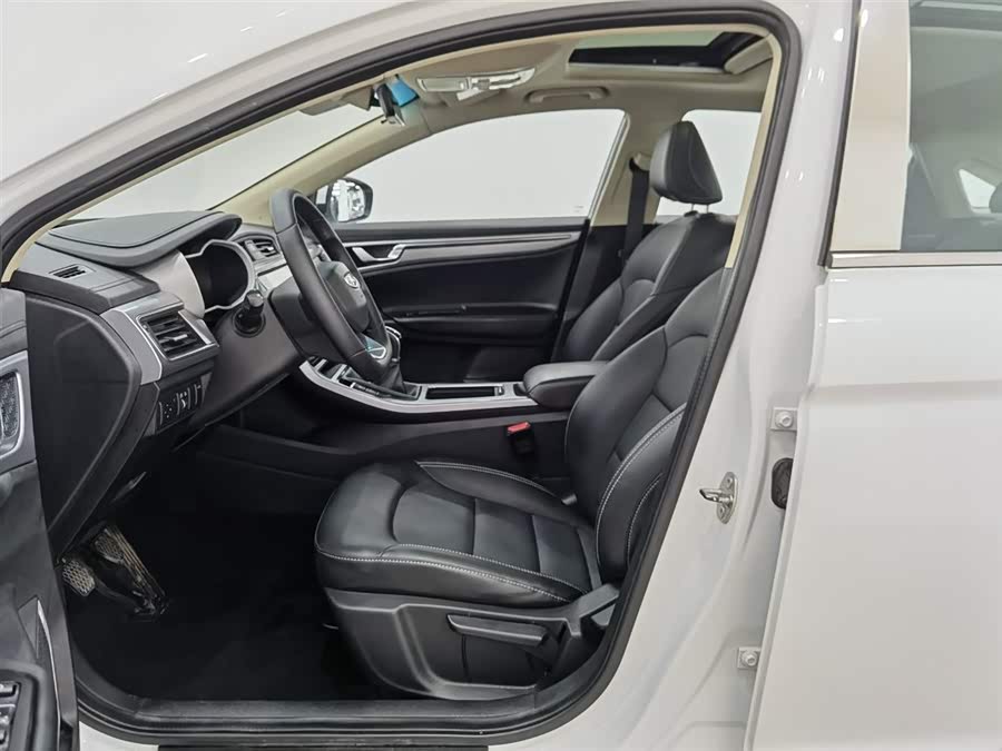 GEELY Emgrand GL 2020 car image #11