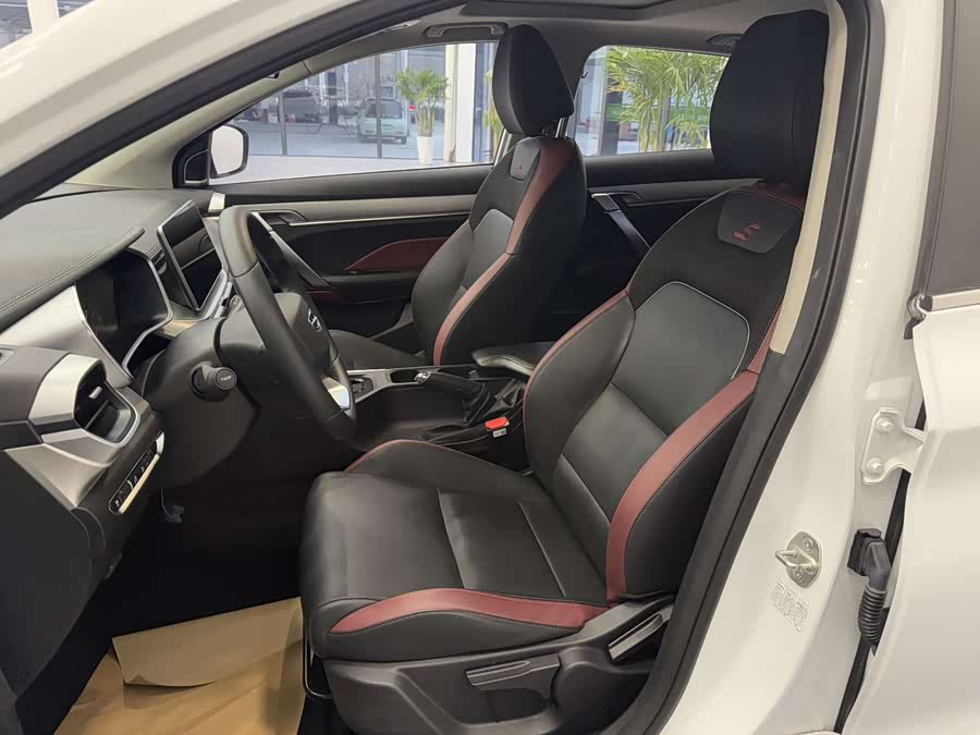GEELY Coolray 2022 #11 GEELY Coolray 2022 car image #11