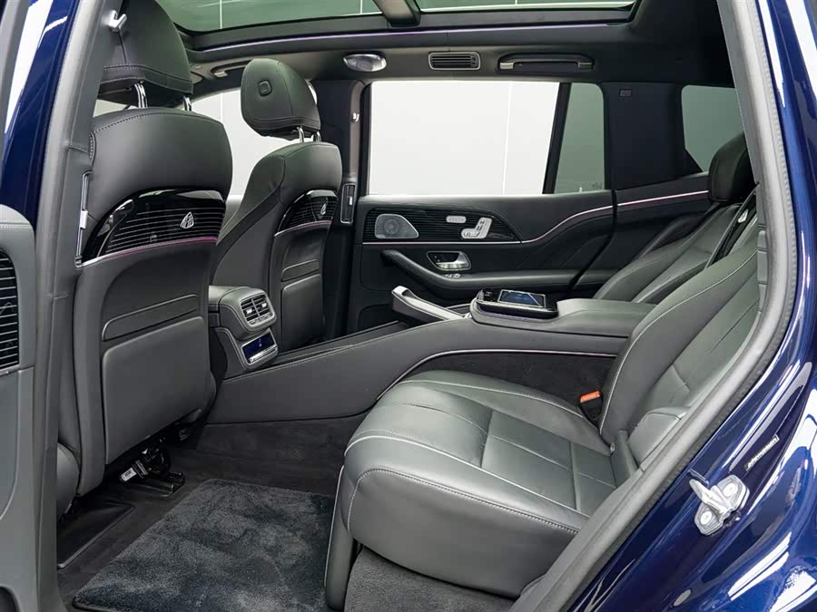 Mercedes-Benz 2022 car image #11