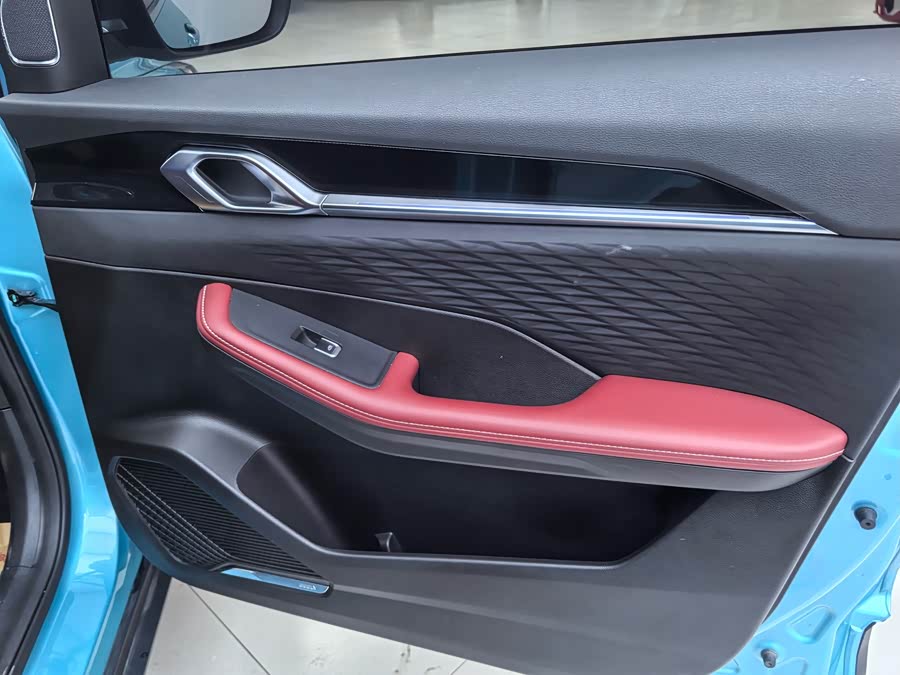 GEELY Coolray 2022 #11 GEELY Coolray 2022 car image #11