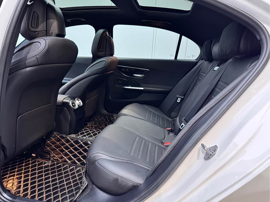 Mercedes-Benz C Class 2022 car image #11