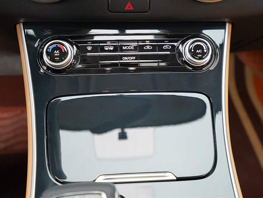 T5 EVO 2024 car image #11