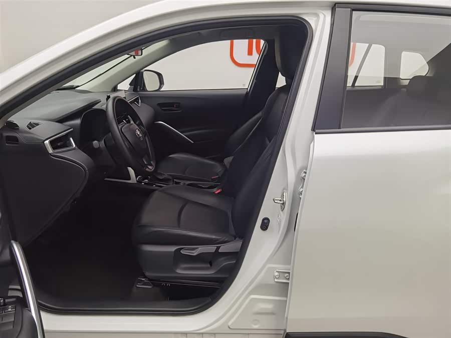 Toyota Corolla Cross 2024 car image #11