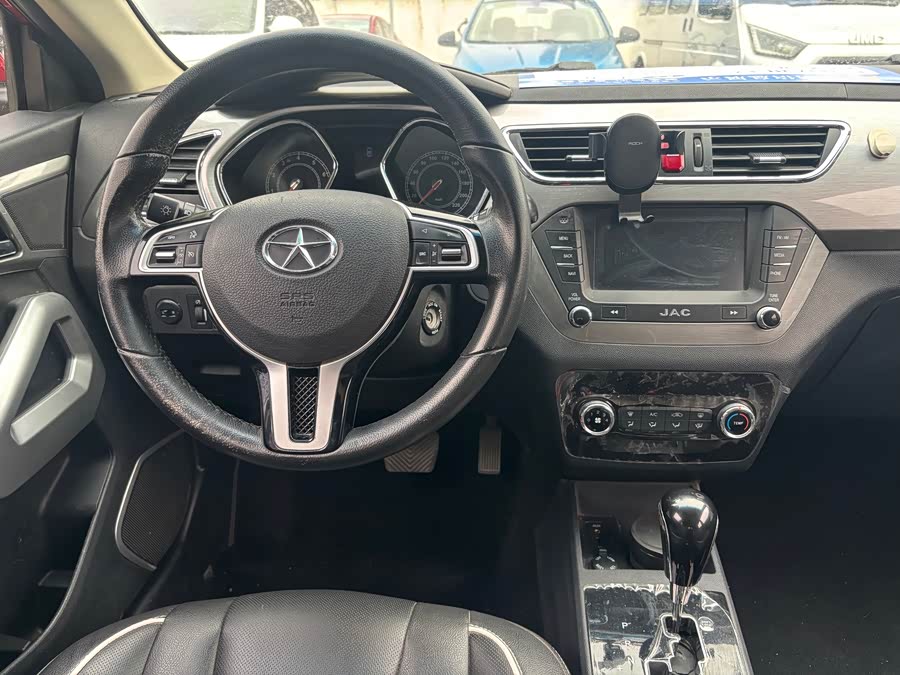 JAC 2016 imagem de carro #11