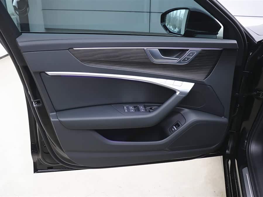 Audi A6L 2025 imagem de carro #11