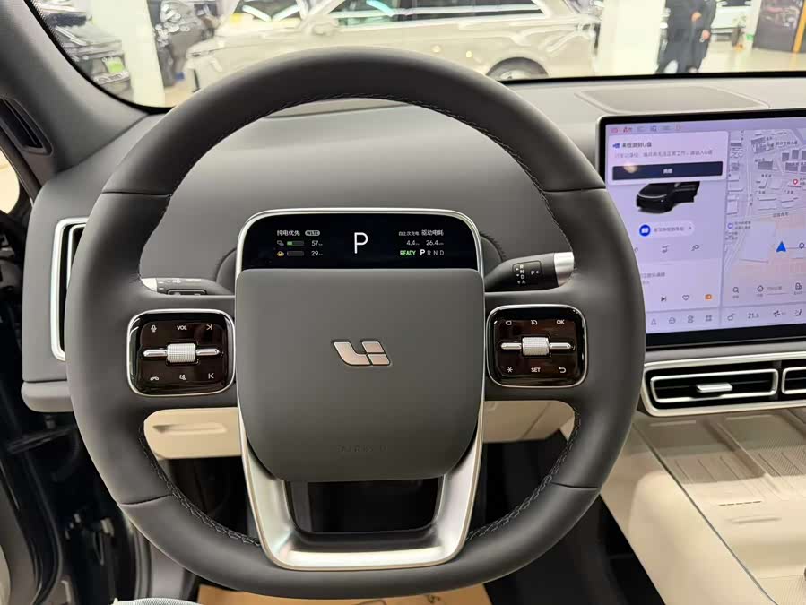 Li L7 2025 immagine di auto #11