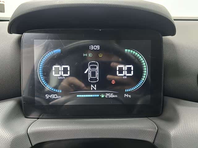 零跑汽车 零跑T03 2025 汽车图片 #11