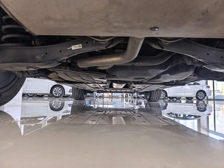 Audi Q2L 2023 imagem de carro #11