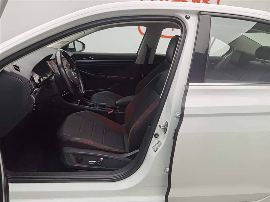Volkswagen Bora 2021 car image #11
