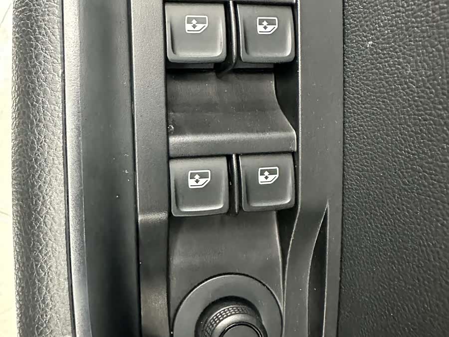 Skoda Kamiq 2023 immagine di auto #11