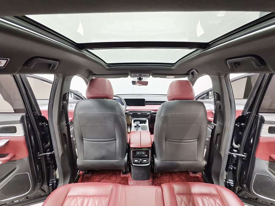 Jetour X70 PLUS 2023 car image #11