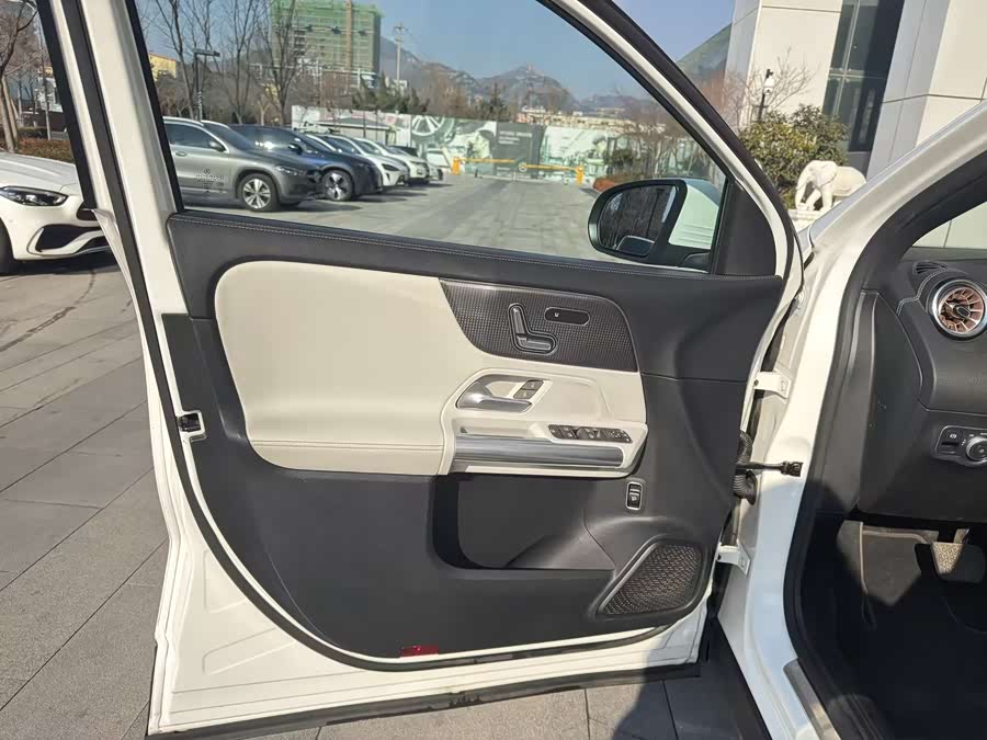 Mercedes-Benz EQA Class 2022 #11 Mercedes-Benz EQA Class 2022 immagine di auto #11