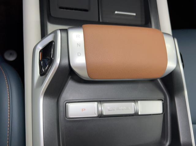 Deepal G318 2024 immagine di auto #11