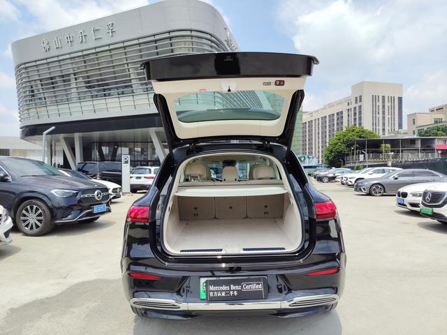 Mercedes-Benz EQS SUV 2023 imagem de carro #11