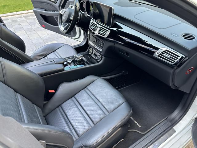 Mercedes-Benz CLS AMG 2017 car image #11