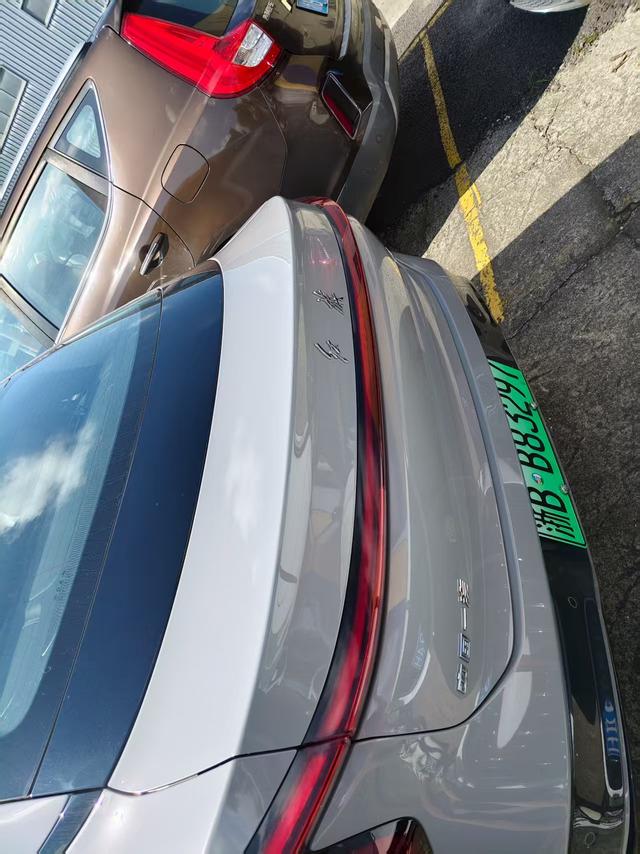 HongQi EH7 2024 #11 HongQi EH7 2024 car image #11