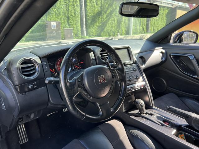 日产 日产GT-R 2011 汽车图片 #11